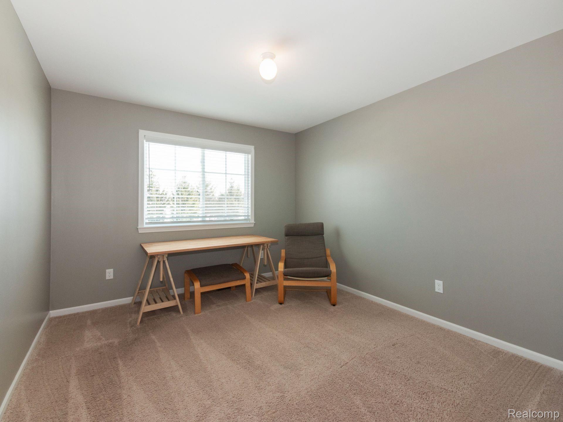 8293 Meadow Ridge Clarkston, MI 48348 - Photo 22 of 38 22.jpg