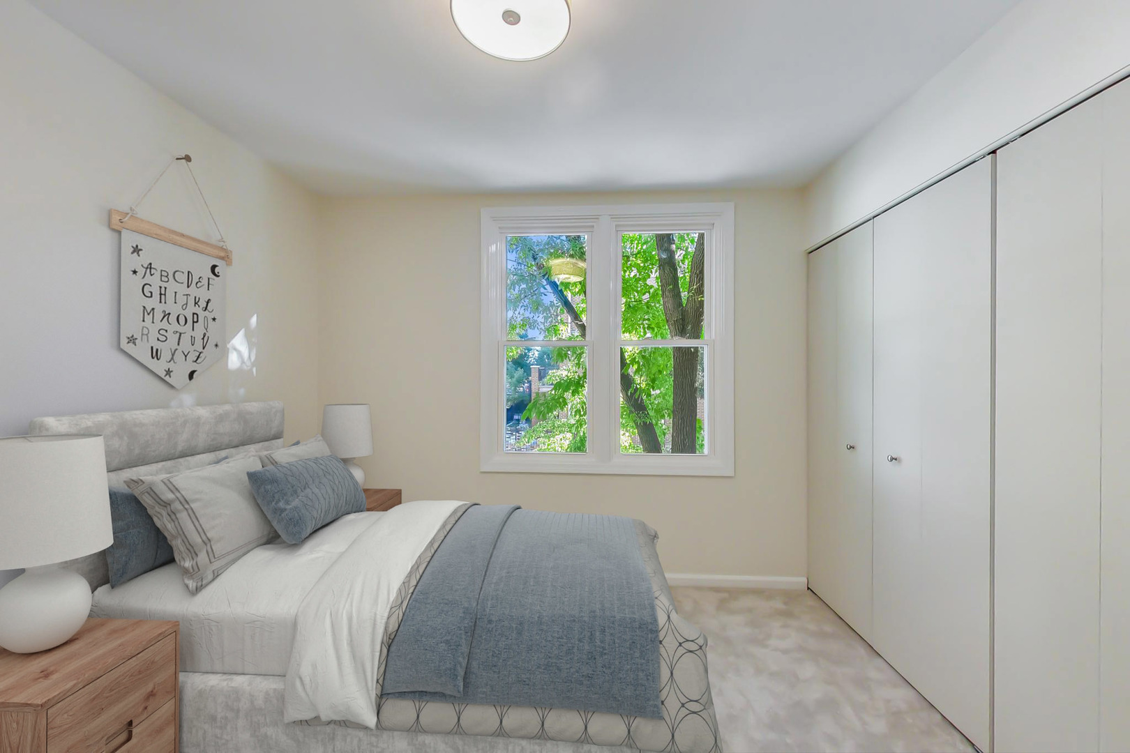 20 West 15th Street, Unit B Chicago, IL 60605 - Photo 15 of 21 a bedroom with a bed and a window