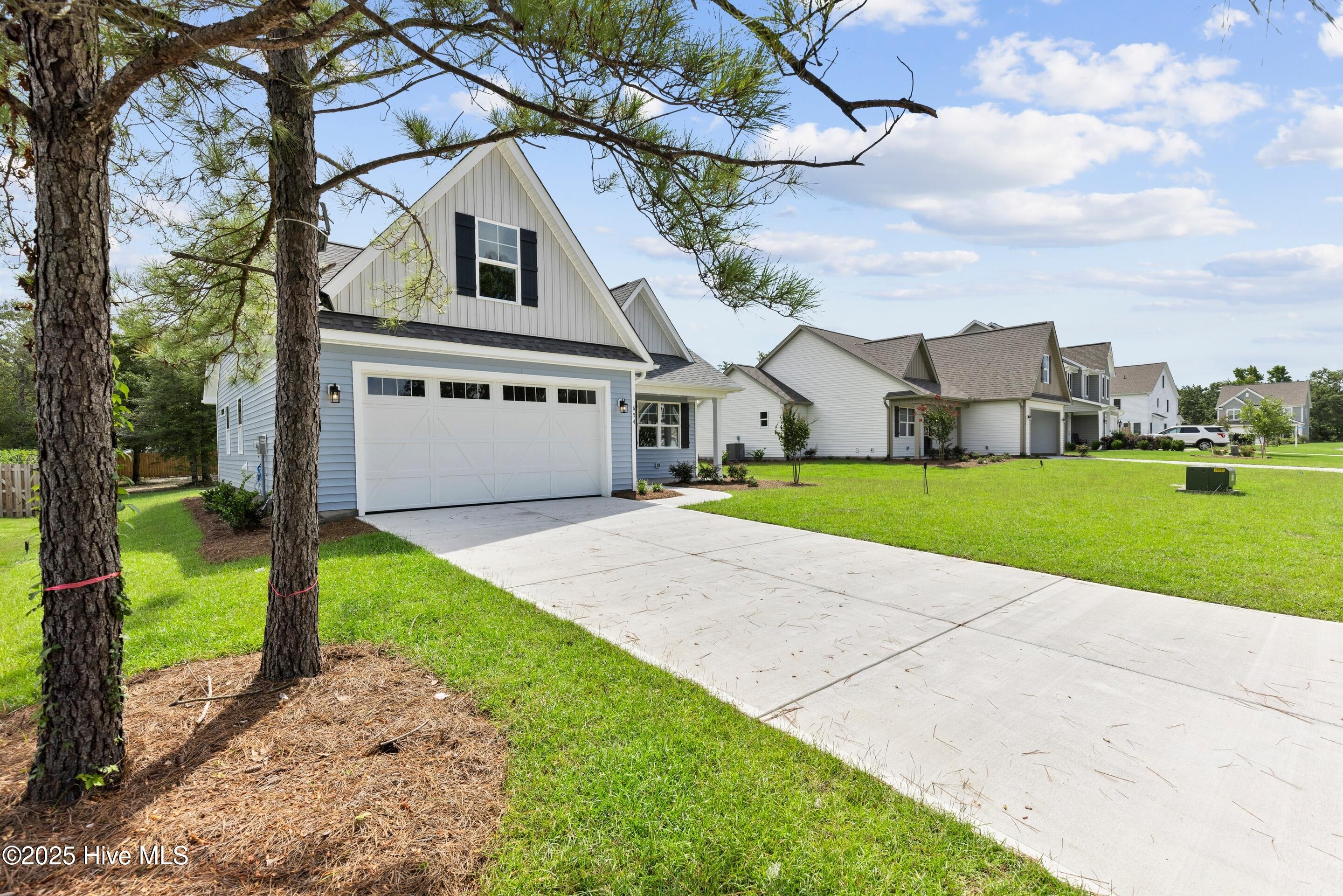 654 Sanctuary Point Southwest Supply, NC 28462 - Photo 3 of 81 mls-IMG_6006