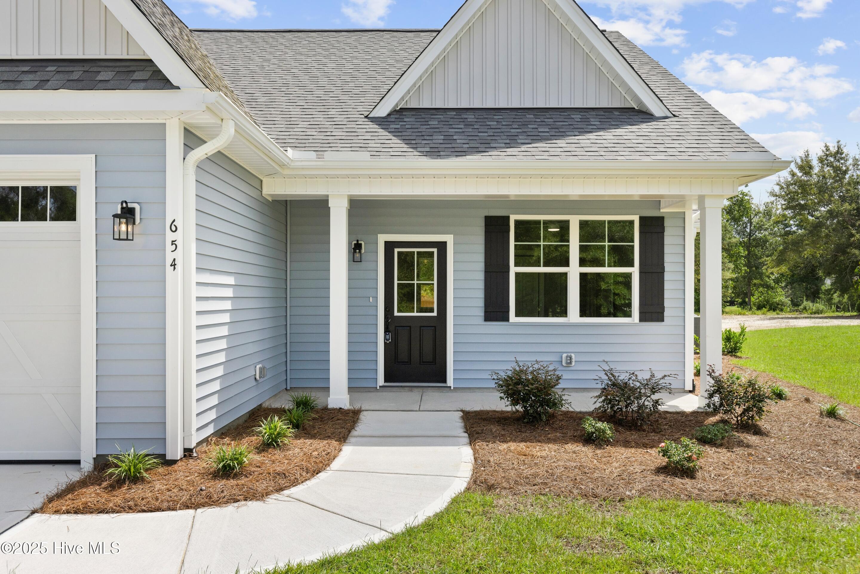 654 Sanctuary Point Southwest Supply, NC 28462 - Photo 6 of 81 mls-IMG_6012