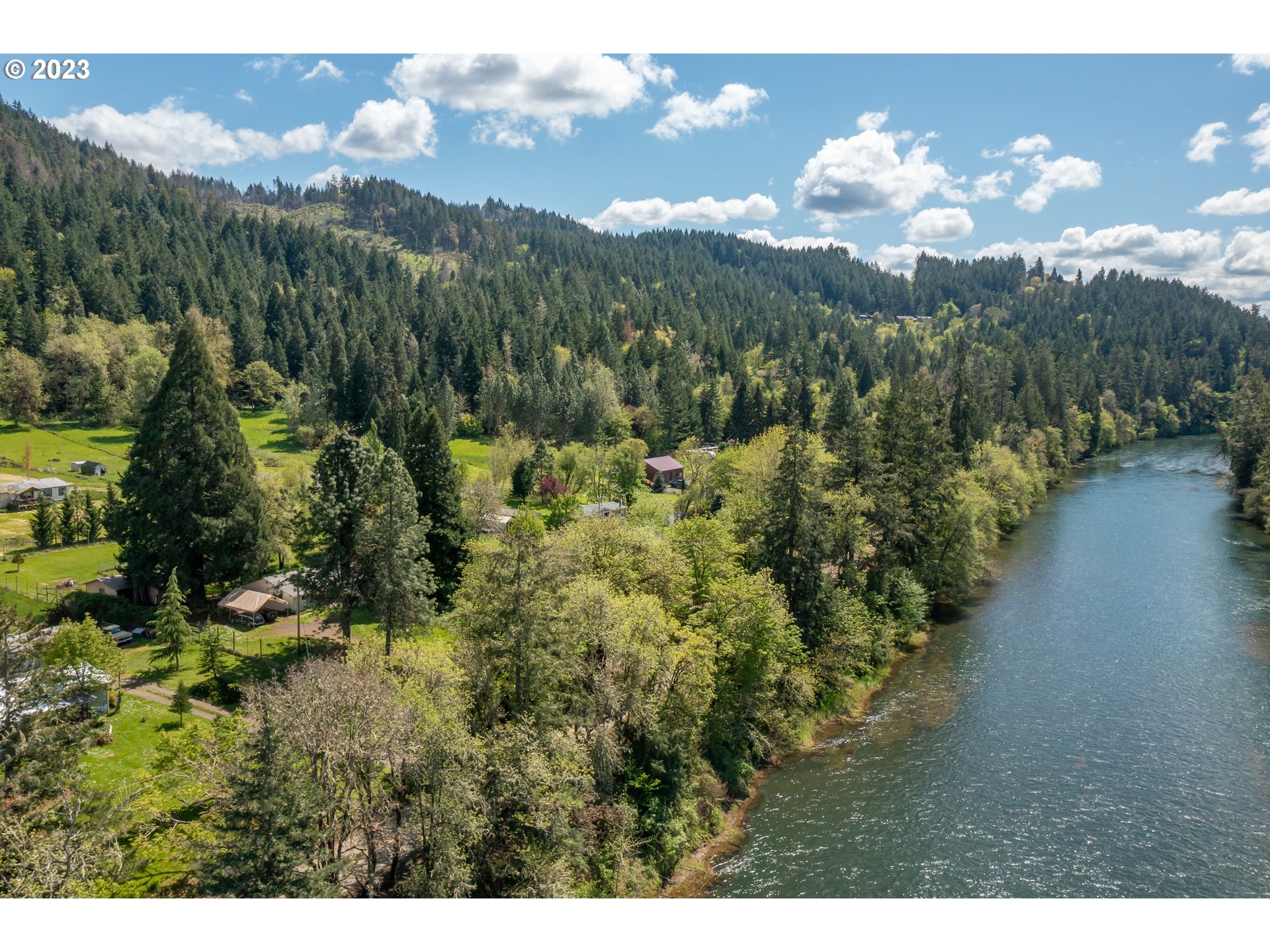 695 Lone Rock Road Glide, OR 97443 - Photo 44 of 48 a view of a city