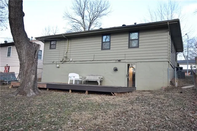 $239,900 | 5216 North Palmer Avenue, Kansas City, MO 64119