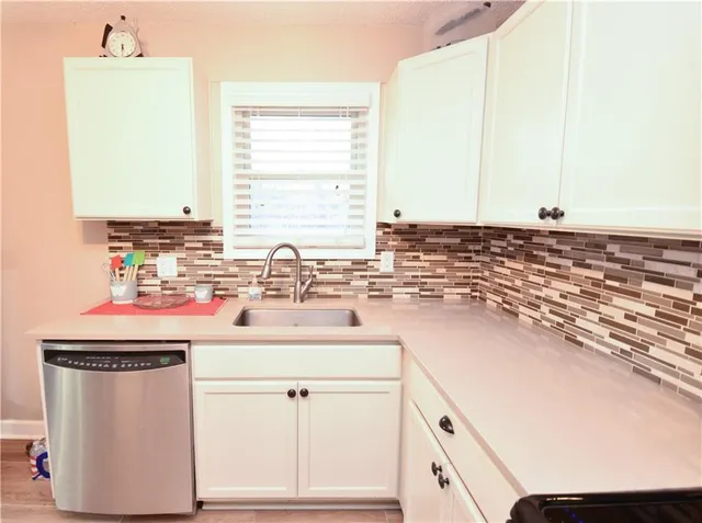 $239,900 | 5216 North Palmer Avenue, Kansas City, MO 64119