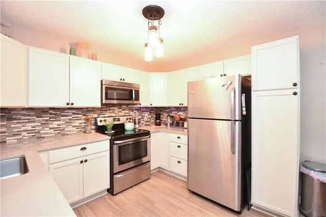 $239,900 | 5216 North Palmer Avenue, Kansas City, MO 64119