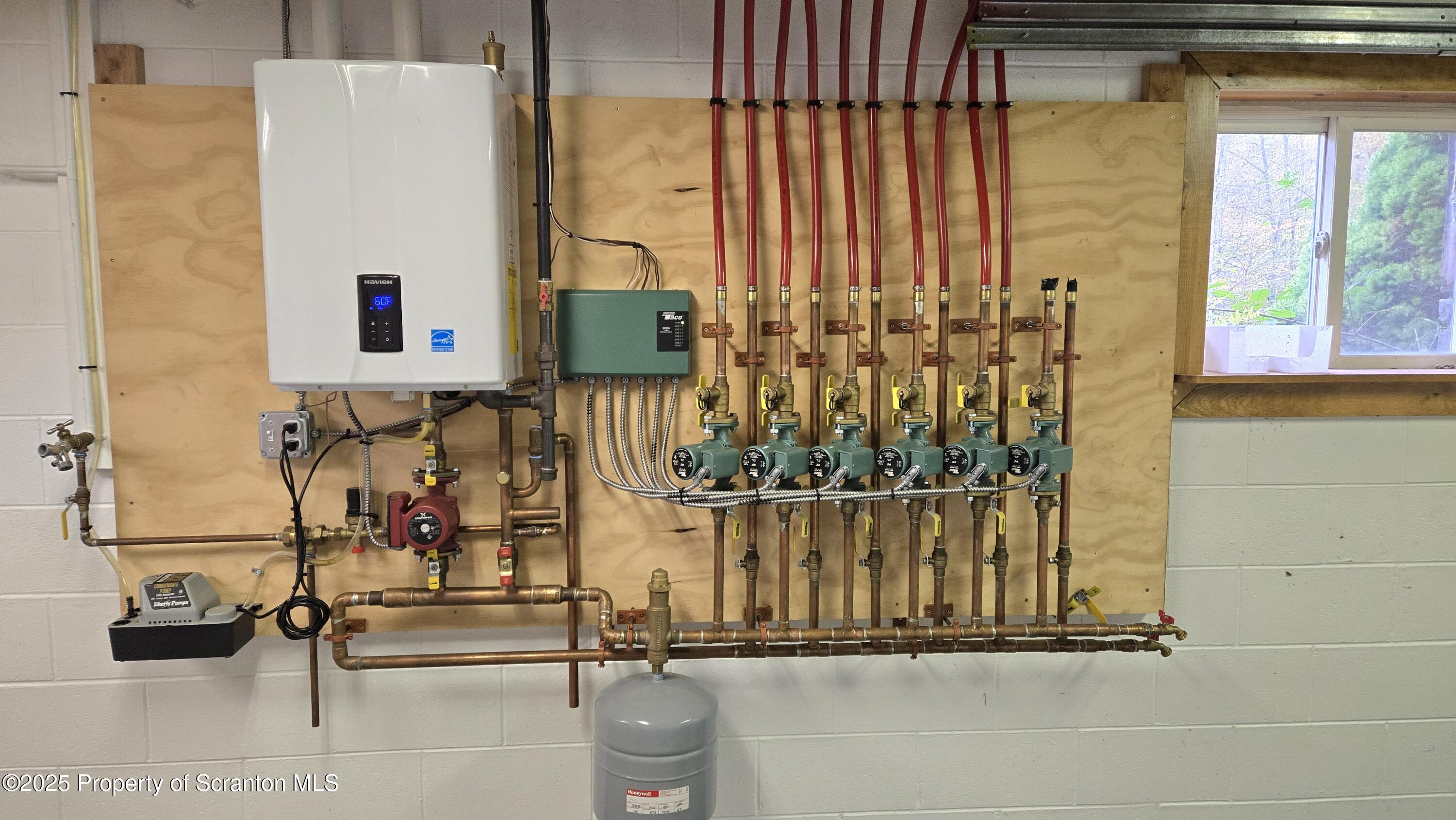 2311 Motichka Road Moscow, PA 18444 - Photo 39 of 89 20251011_132300