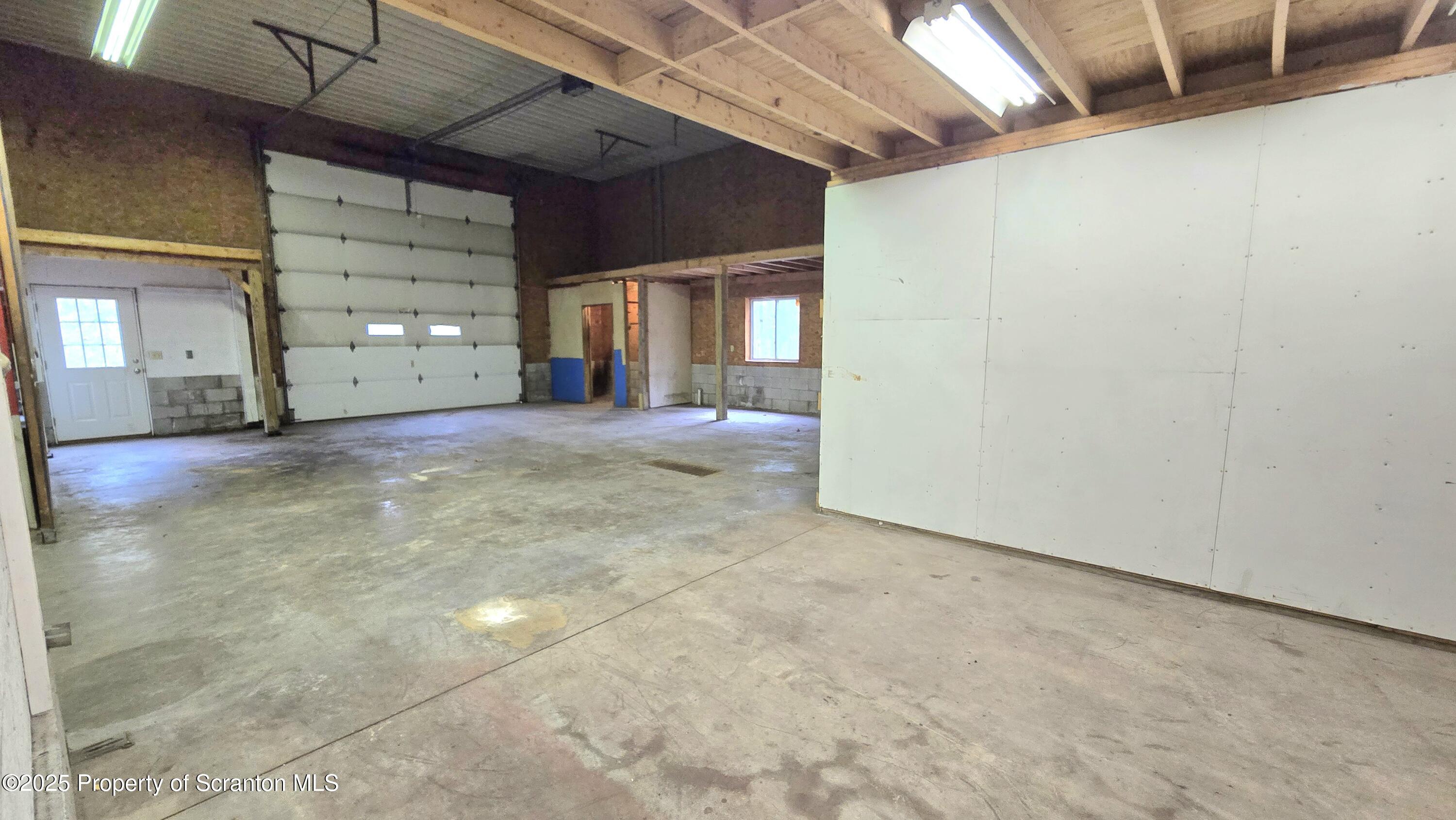 2311 Motichka Road Moscow, PA 18444 - Photo 54 of 89 20251011_124100