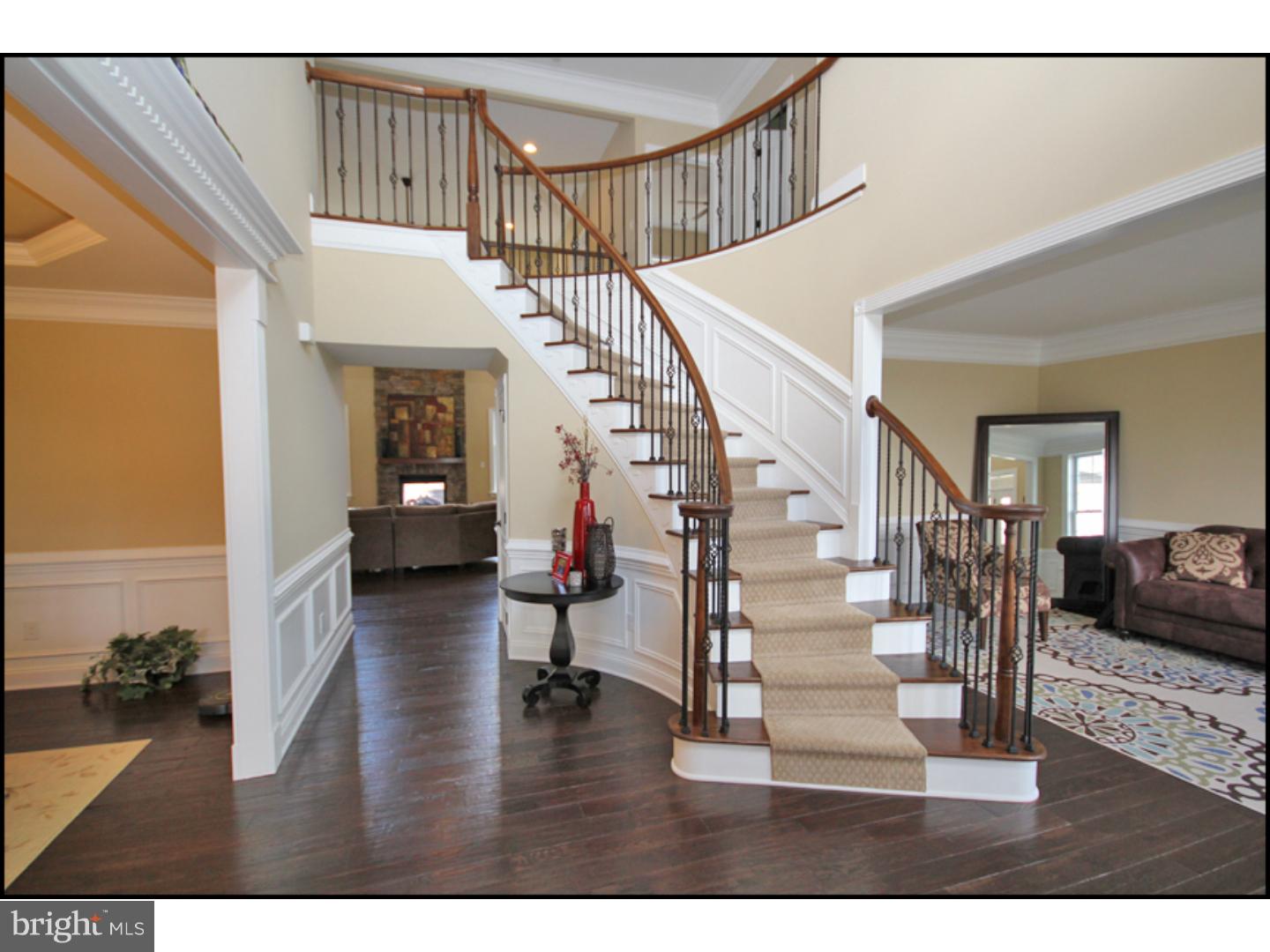 118 Bennington Road Phoenixville, PA 19460 - Photo 2 of 18 Foyer