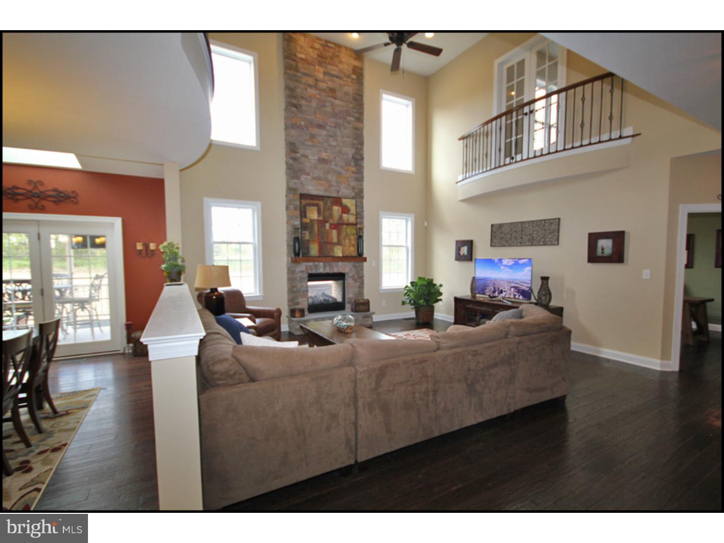 118 Bennington Road Phoenixville, PA 19460 - Photo 5 of 18 Family Room