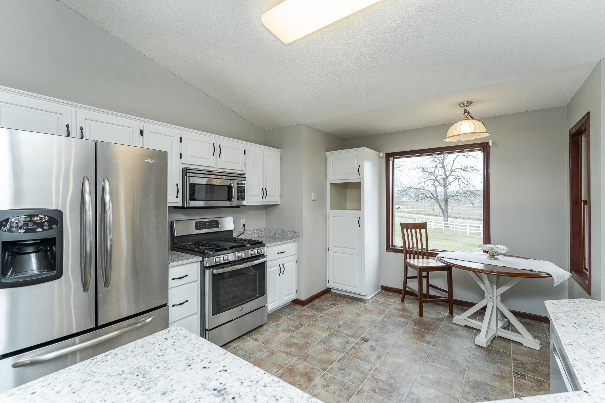 3031 Mayowood Common Circle Southwest Rochester, MN 55902 - Photo 18 of 43