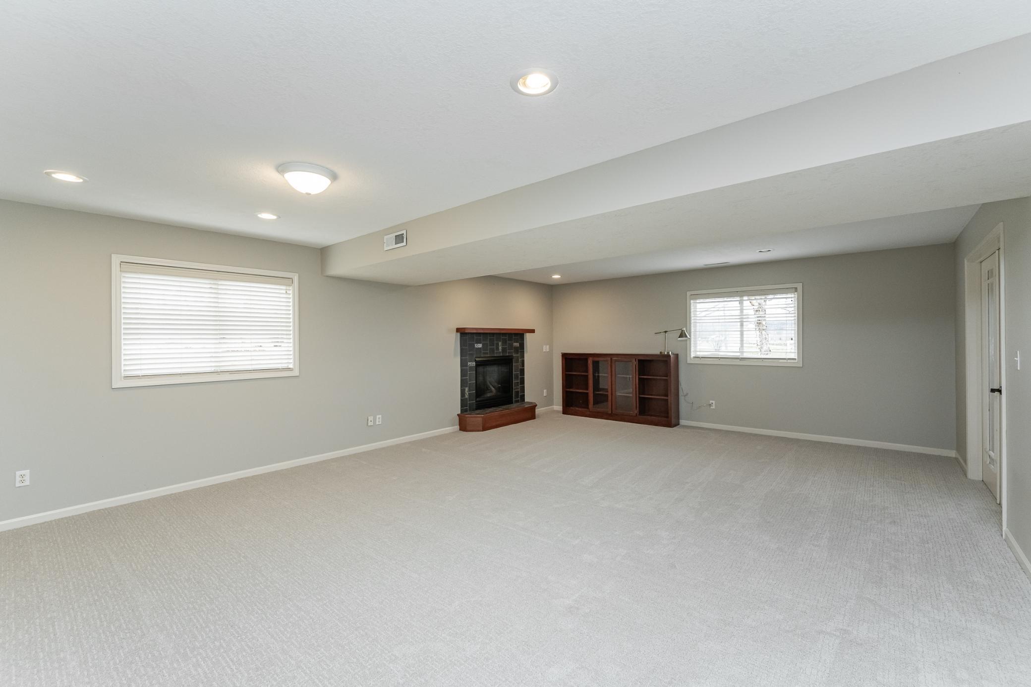 3031 Mayowood Common Circle Southwest Rochester, MN 55902 - Photo 27 of 43