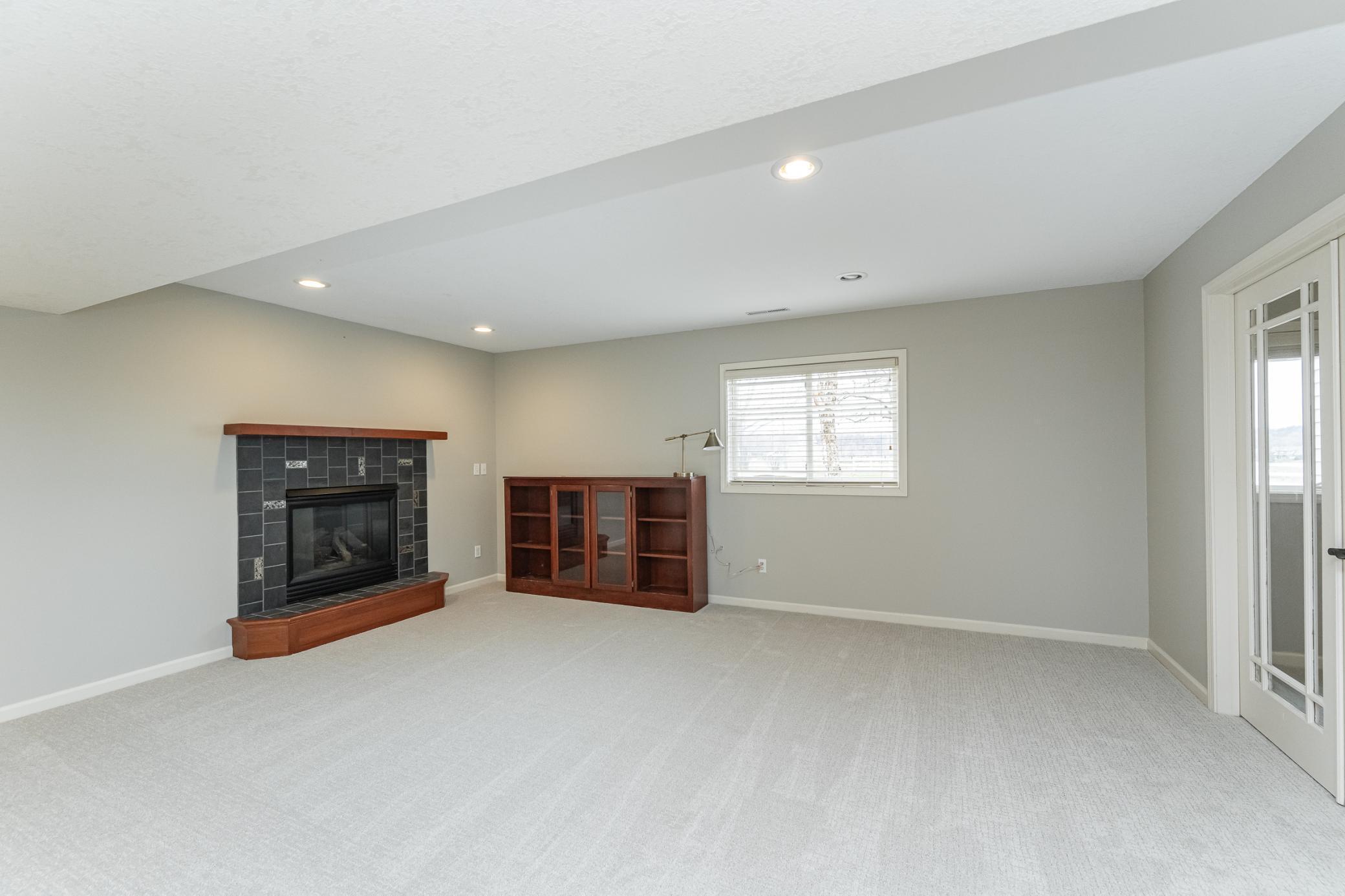 3031 Mayowood Common Circle Southwest Rochester, MN 55902 - Photo 29 of 43