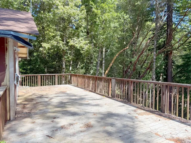a balcony of a house