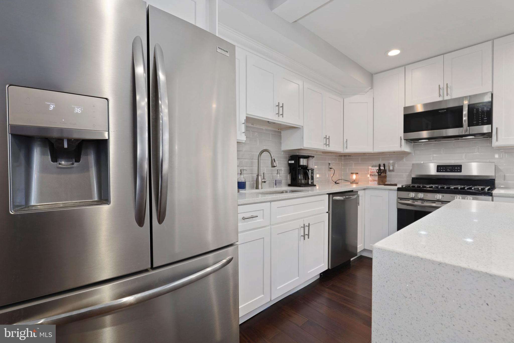 409 36th Street Northeast Washington, DC 20019 - Photo 17 of 32