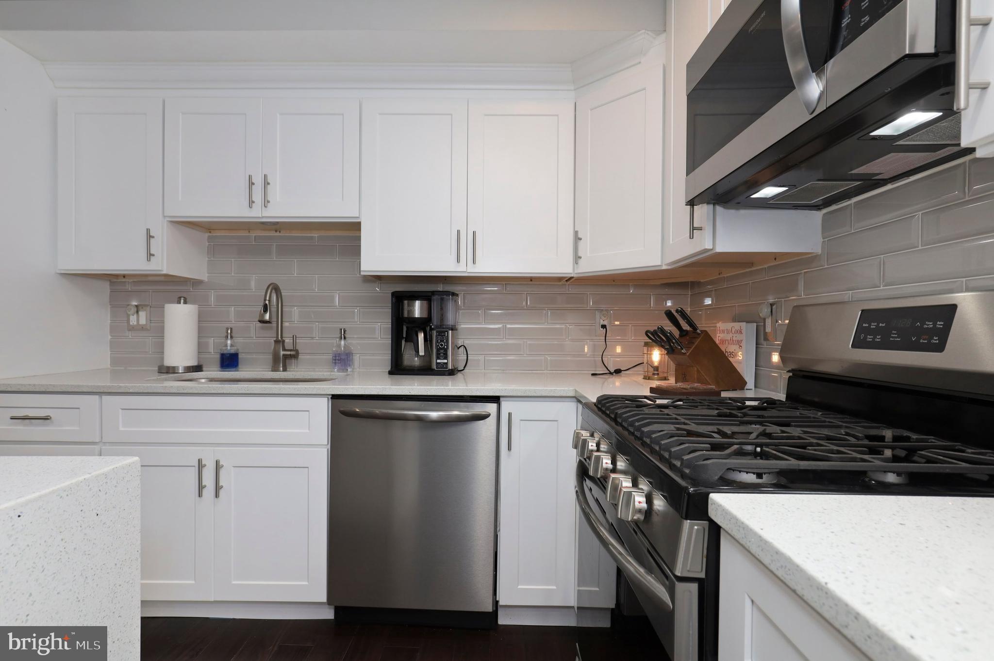 409 36th Street Northeast Washington, DC 20019 - Photo 19 of 32