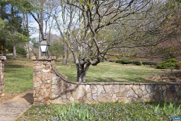 $234,900 | 1325 Branchlands Drive, Unit E, Charlottesville, VA 22901