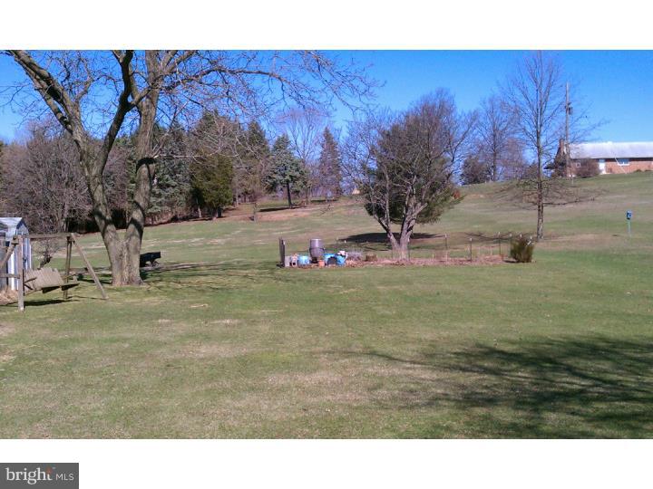 341 Chestnut Street Leesport, PA 19533 - Photo 7 of 15