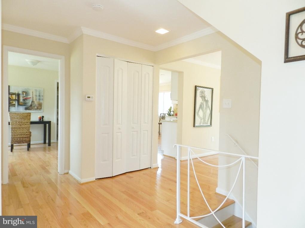 11615 Gilsan Street Silver Spring, MD 20902 - Photo 16 of 30 Interior (General)