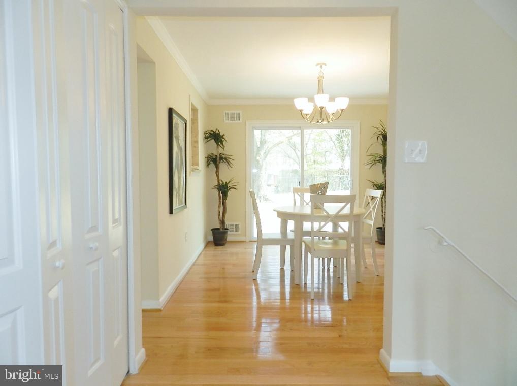 11615 Gilsan Street Silver Spring, MD 20902 - Photo 17 of 30 Interior (General)