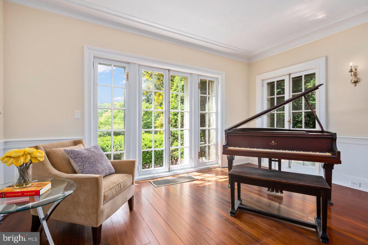 1539 Hampton Road Rydal, PA 19046 - Photo 14 of 87