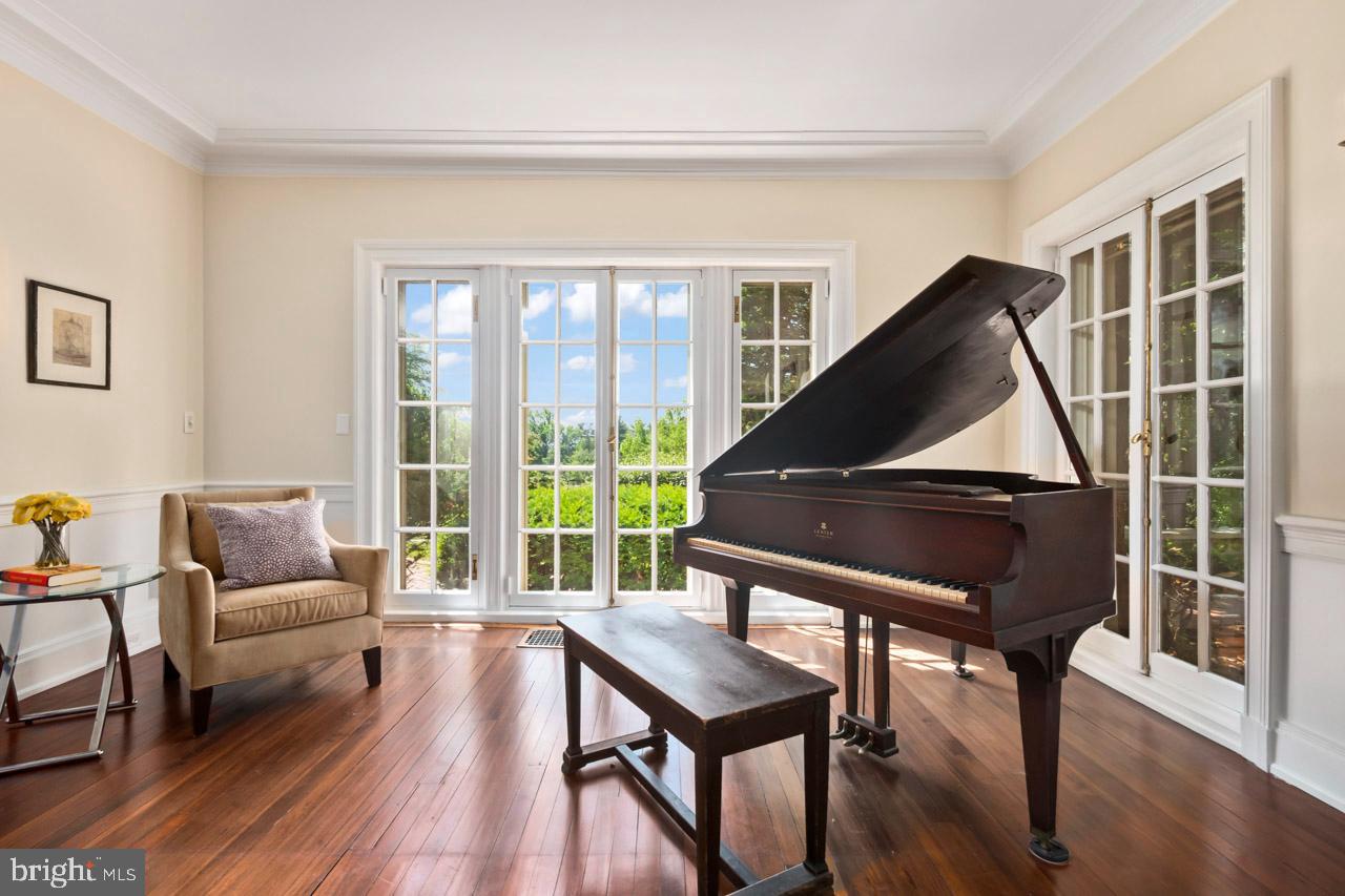 1539 Hampton Road Rydal, PA 19046 - Photo 15 of 87