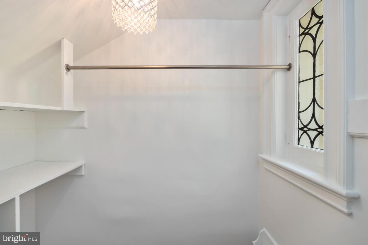 1539 Hampton Road Rydal, PA 19046 - Photo 22 of 87