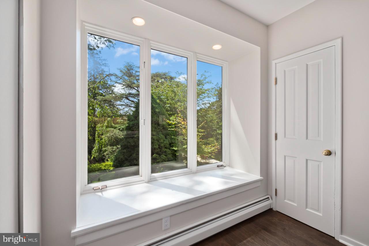 1539 Hampton Road Rydal, PA 19046 - Photo 40 of 87