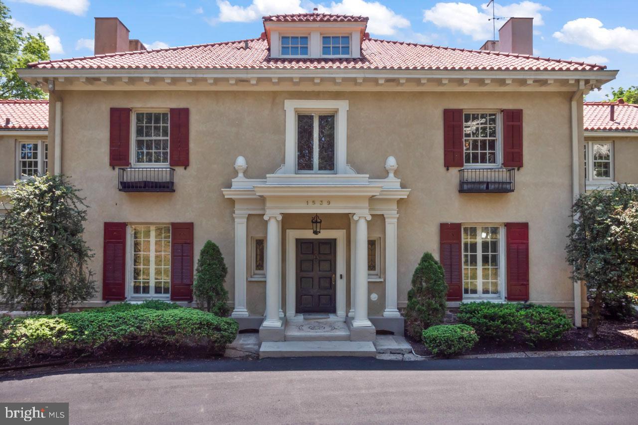 1539 Hampton Road Rydal, PA 19046 - Photo 4 of 87