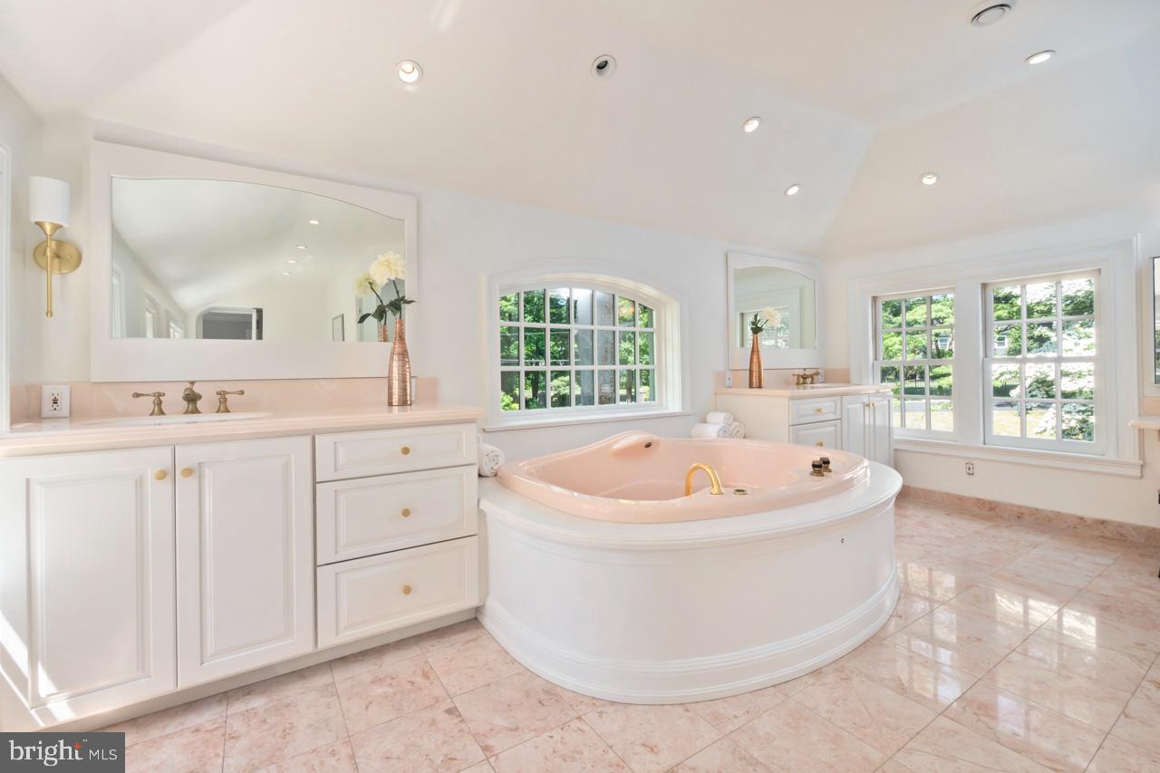 1539 Hampton Road Rydal, PA 19046 - Photo 55 of 87