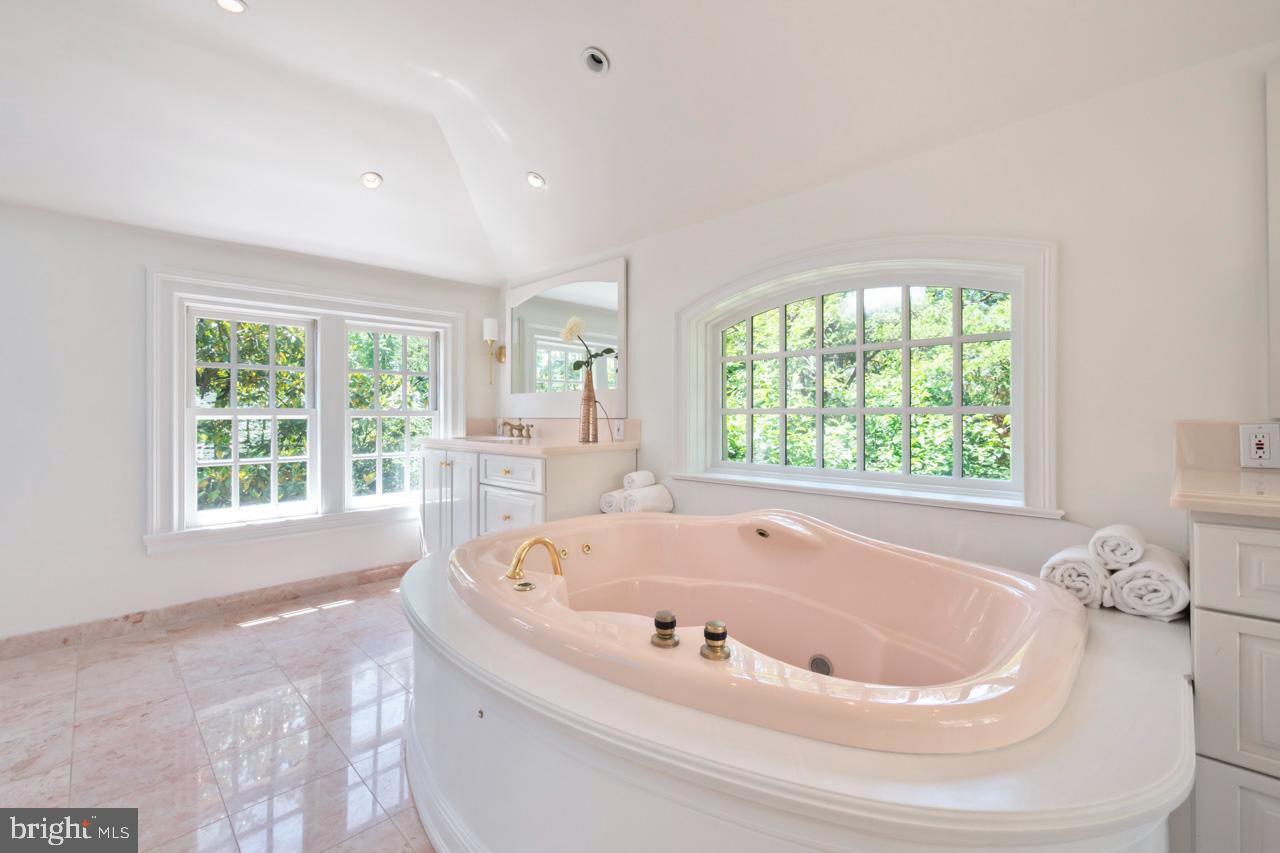 1539 Hampton Road Rydal, PA 19046 - Photo 56 of 87