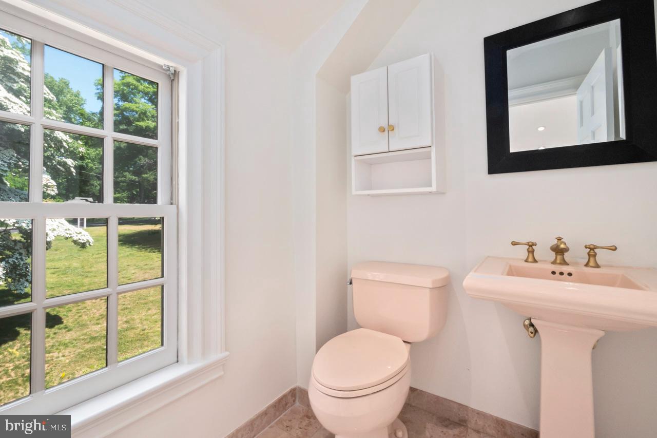 1539 Hampton Road Rydal, PA 19046 - Photo 57 of 87