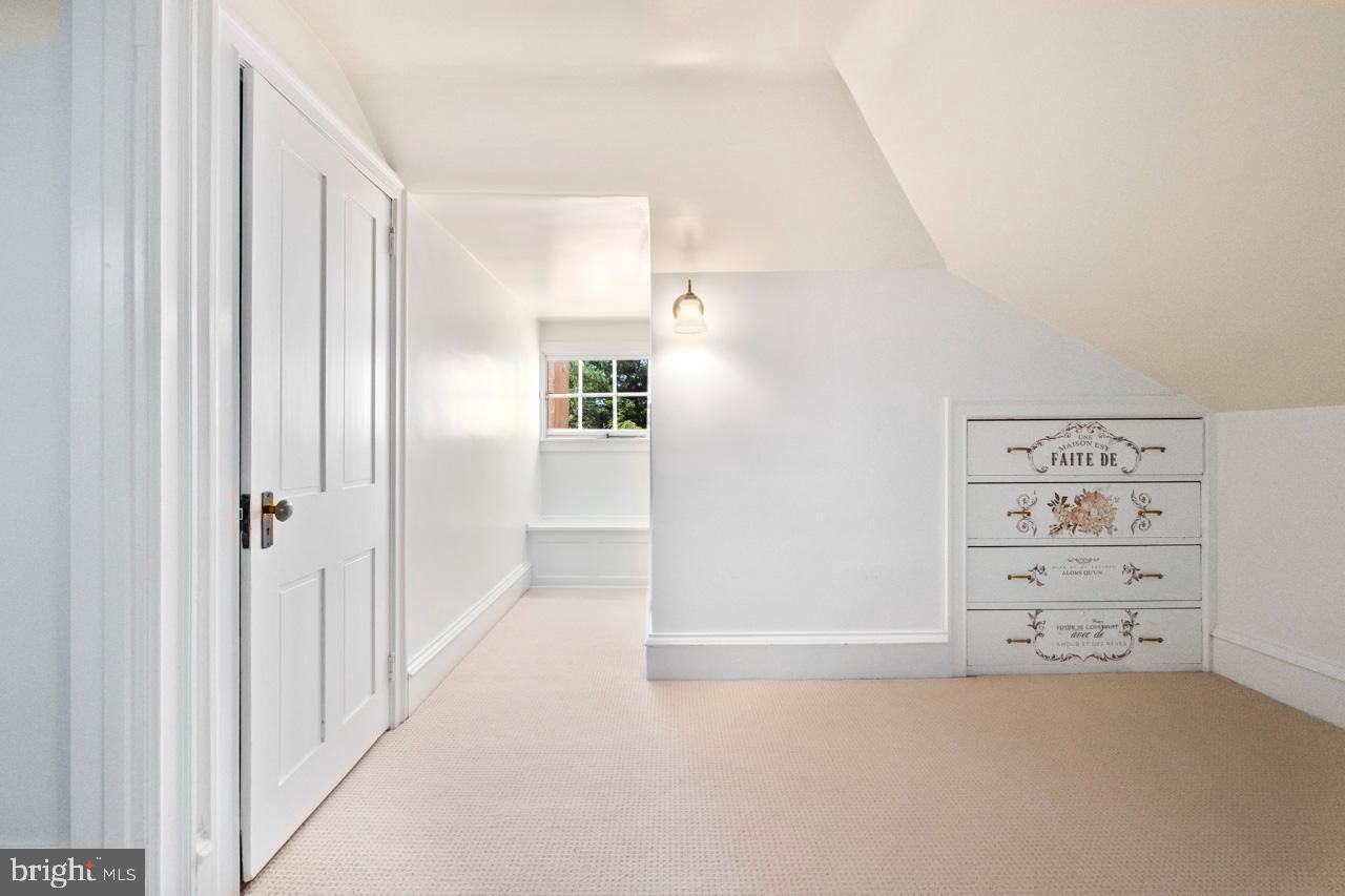 1539 Hampton Road Rydal, PA 19046 - Photo 72 of 87