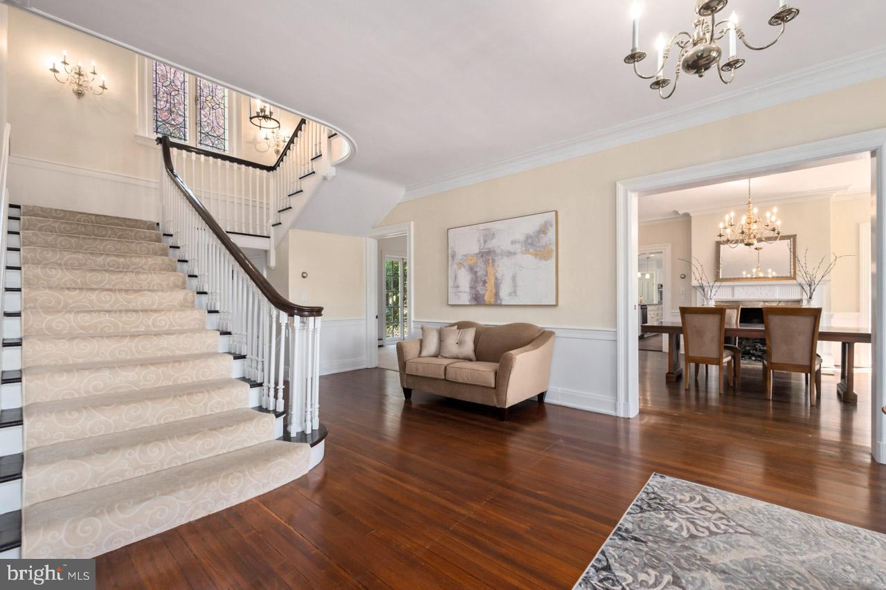 1539 Hampton Road Rydal, PA 19046 - Photo 10 of 87