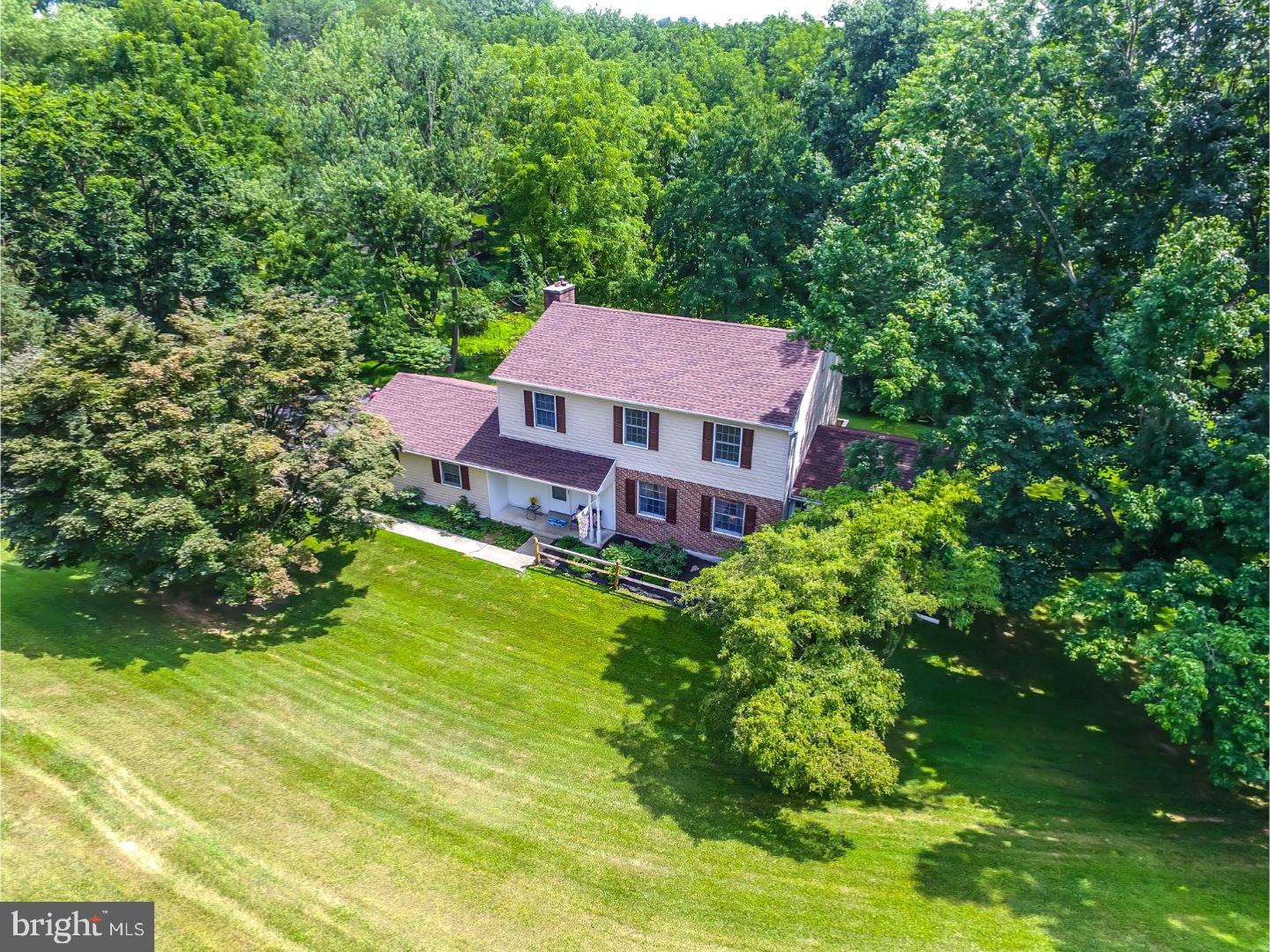 700 Spring Line Drive West Chester, PA 19382 - Photo 2 of 25 Gallery Image 2