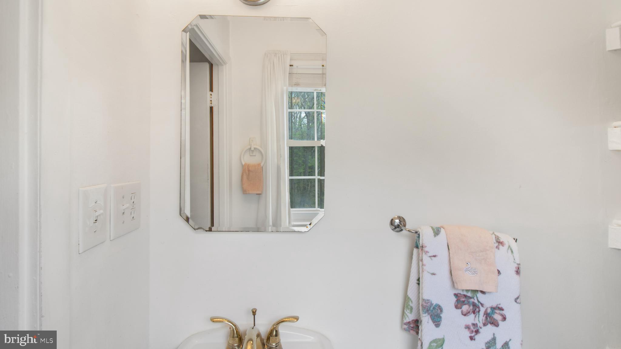 1428 Gibsonwood Road Baltimore, MD 21228 - Photo 30 of 58 Master Bathroom