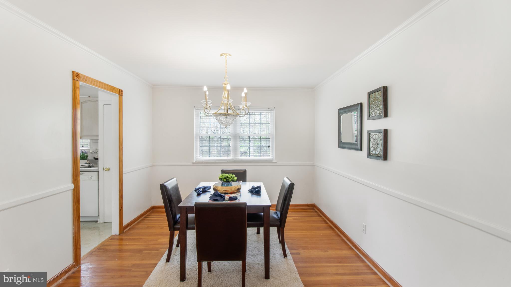 1428 Gibsonwood Road Baltimore, MD 21228 - Photo 10 of 58 Gallery Image 10