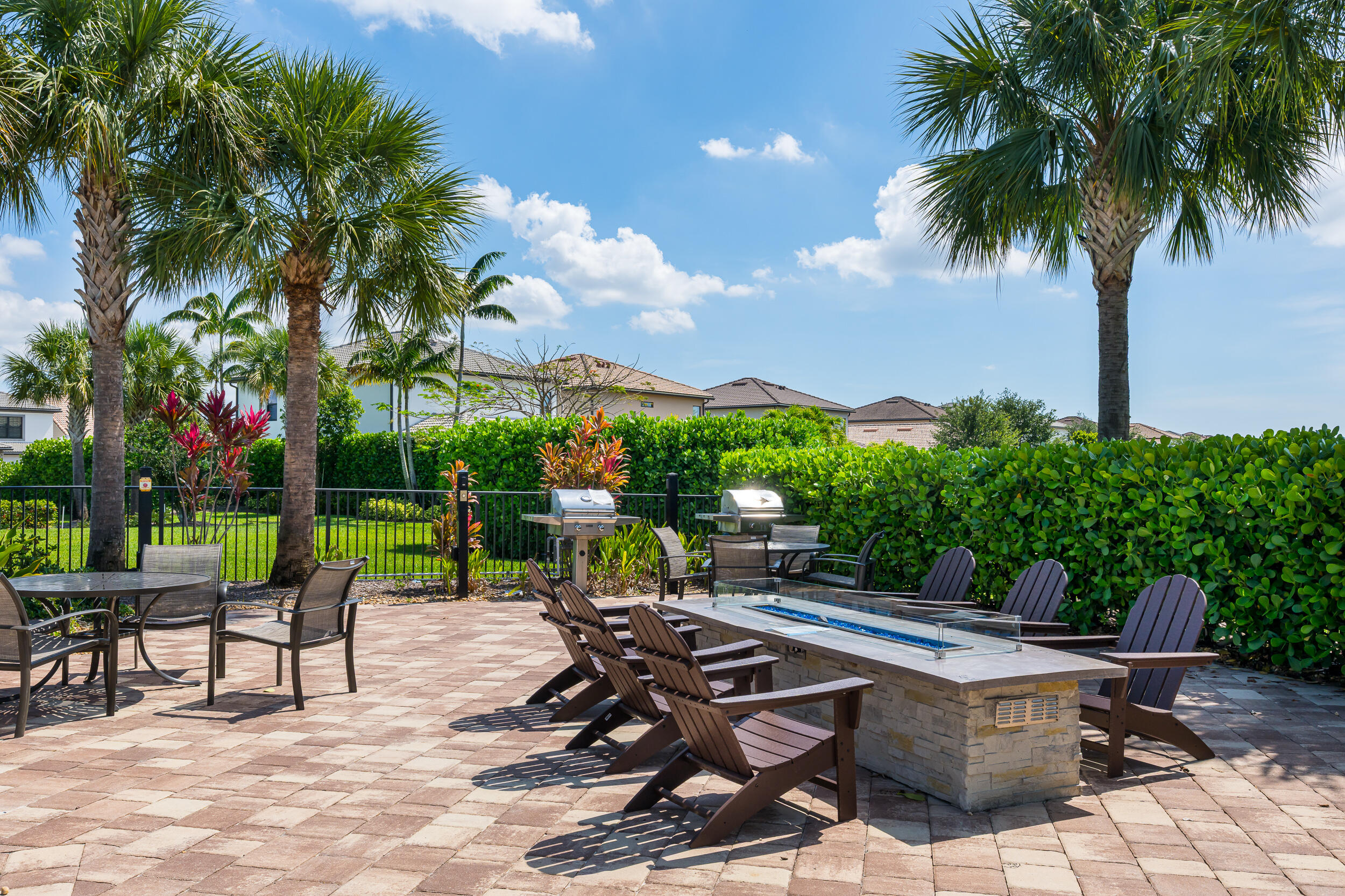 4819 Chantilly Rd Lake Lake Worth, FL 33467 - Photo 37 of 49 photo-38