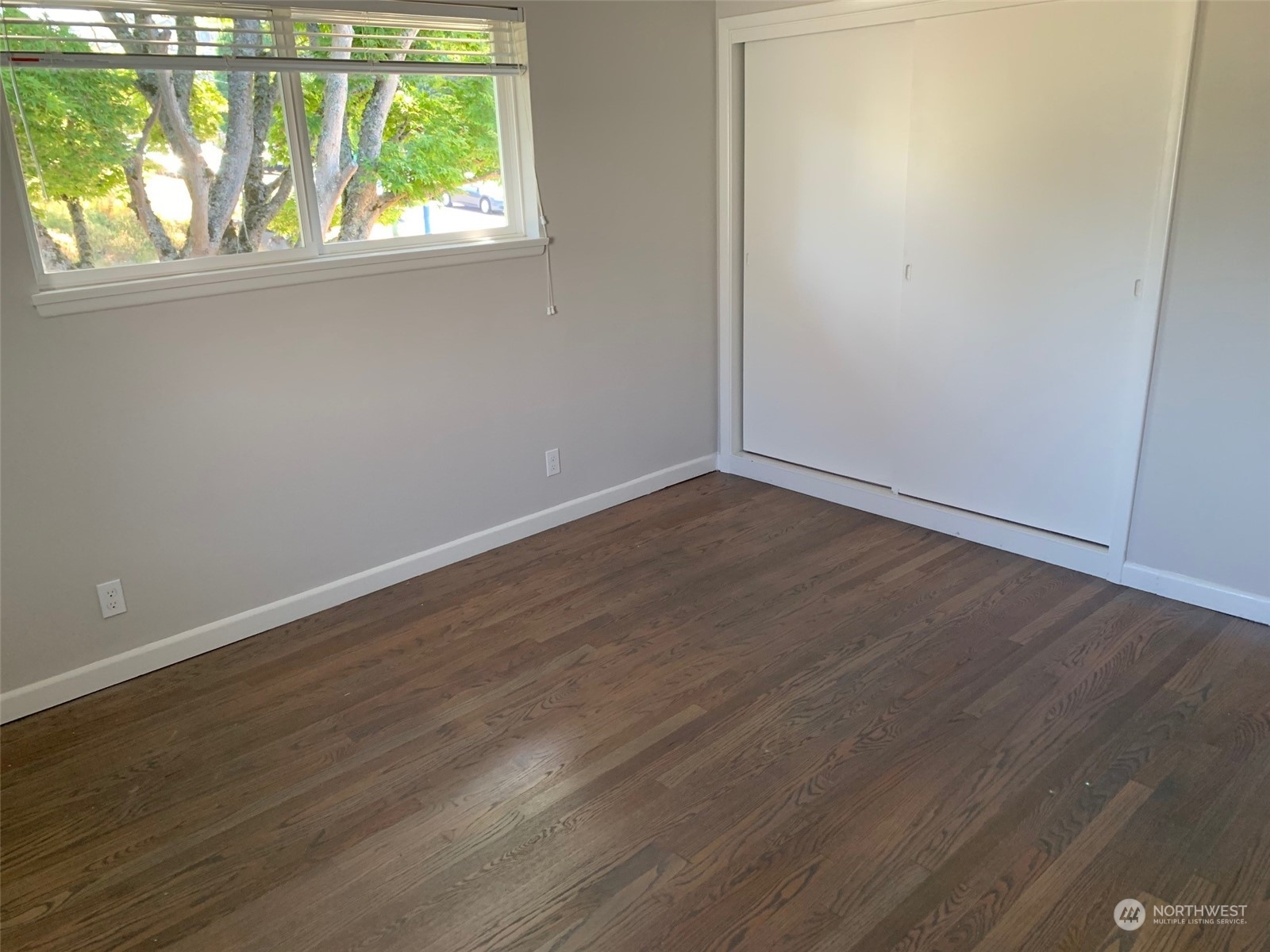 4402 Southwest Holly Street Seattle, WA 98136 - Photo 9 of 29 Gallery Image 9