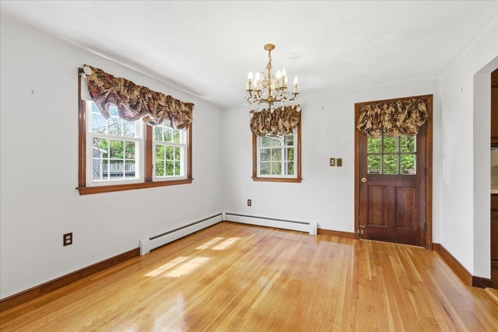 5 Spring Valley Road Medfield, MA 02052 - Photo 8 of 42 Gallery Image 8