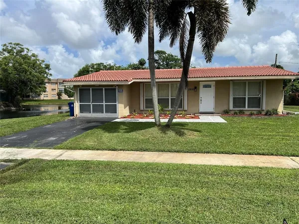 $2,900 | 2650 Northwest 94th Way, Sunrise, FL 33322