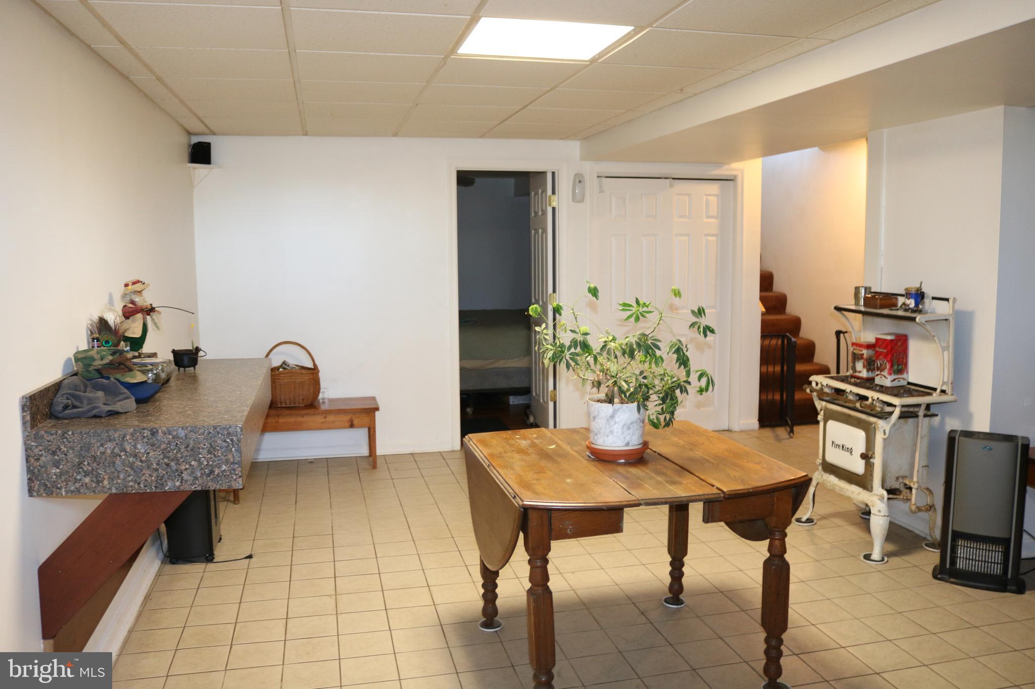 2261 Hughes Shop Road Westminster, MD 21158 - Photo 15 of 27 Gallery Image 15
