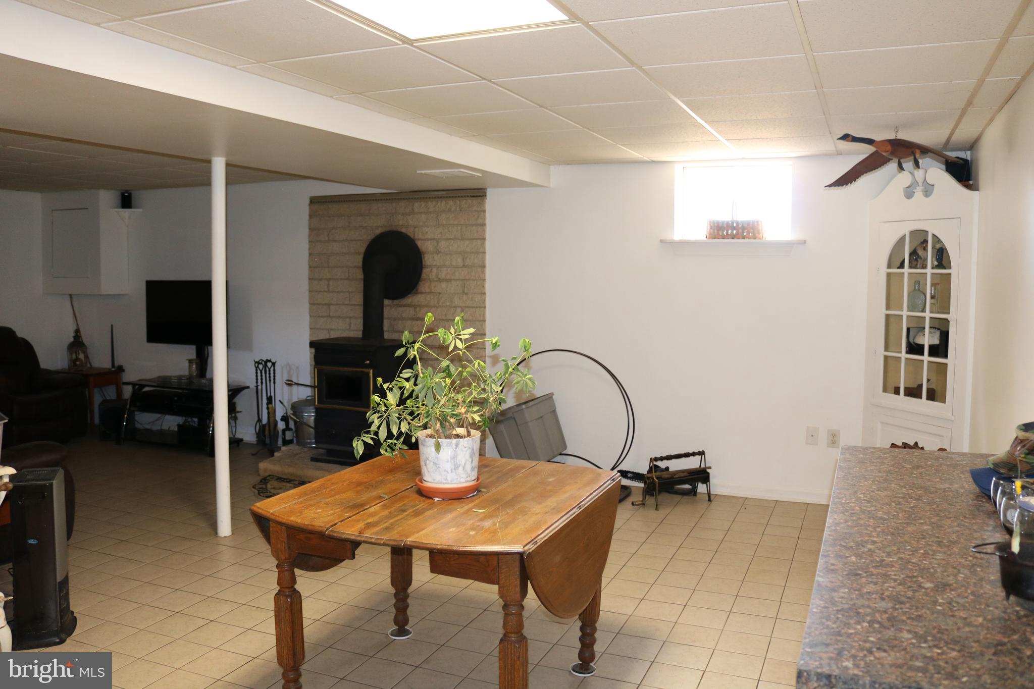 2261 Hughes Shop Road Westminster, MD 21158 - Photo 16 of 27 Gallery Image 16