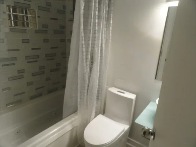 $1,650 | 20 Eagle Lane, Perinton, NY 14450