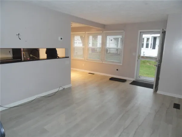 $1,575 | 20 Eagle Lane, Perinton, NY 14450