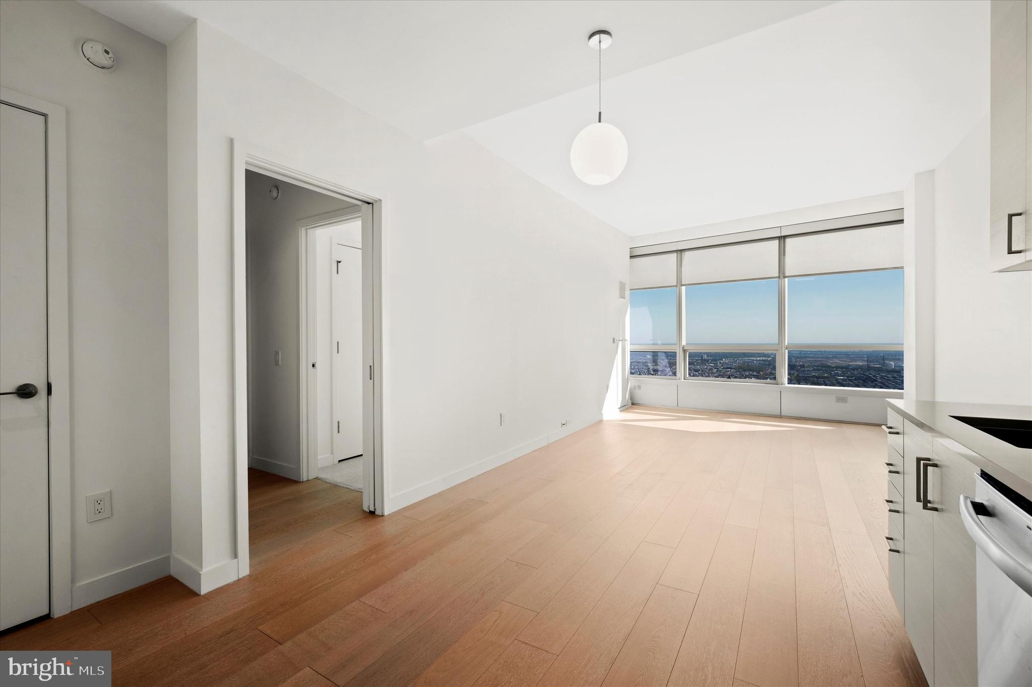 2929 Walnut Street, Unit 4513 Philadelphia, PA 19104 - Photo 4 of 33