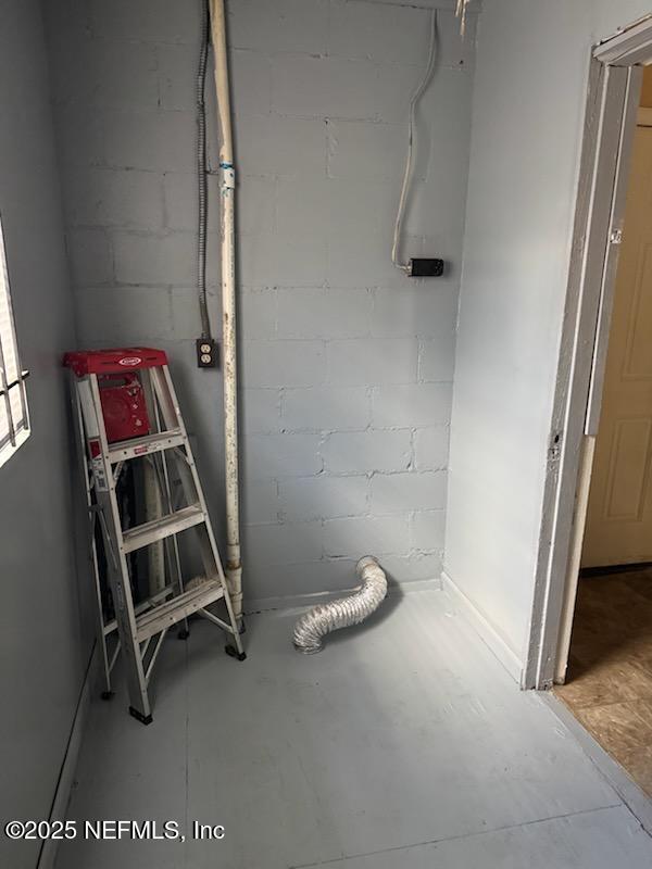 2702 Eventide Drive Jacksonville, FL 32209 - Photo 13 of 26 Laundryroom