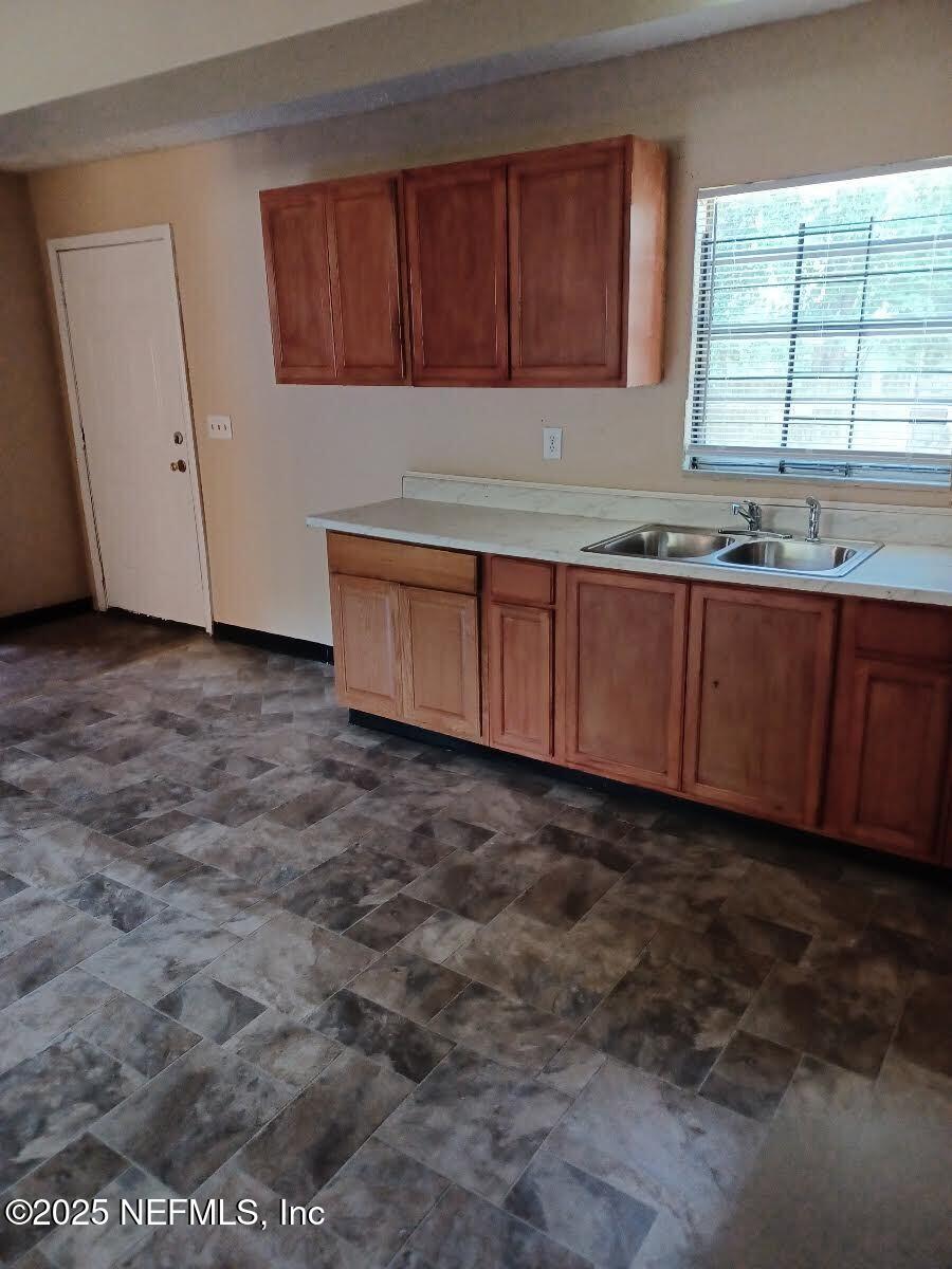 2702 Eventide Drive Jacksonville, FL 32209 - Photo 10 of 26 Kitchen to Back Door
