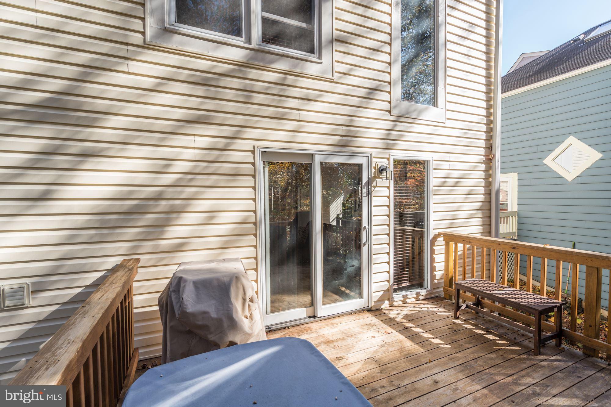 11192 Silentwood Lane Reston, VA 20191 - Photo 25 of 33 Newly Power-washed Deck