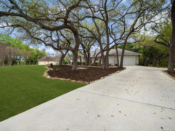 $585,000 | 21023 Cedar Branch, Garden Ridge, TX 78266