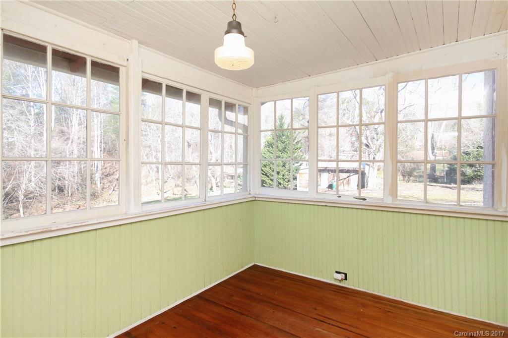 104 Church Road Fairview, NC 28730 - Photo 12 of 24 Gallery Image 12