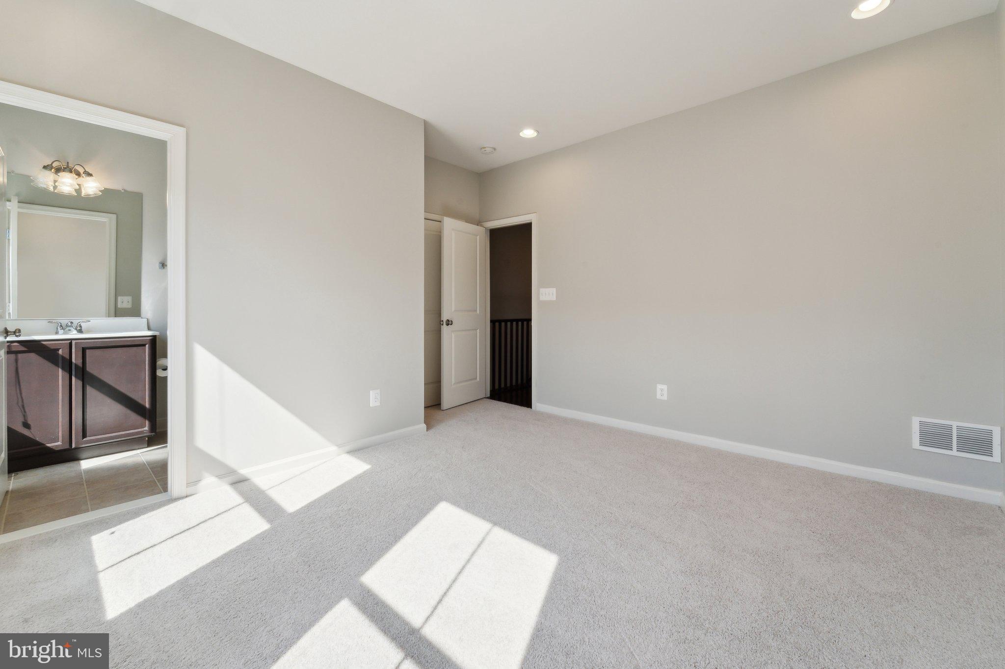 20398 Codman Drive Ashburn, VA 20147 - Photo 32 of 39 a view of an empty room